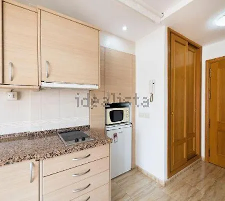 Puerta Del Sol Trm Only Adults Aparts Appartement Torremolinos