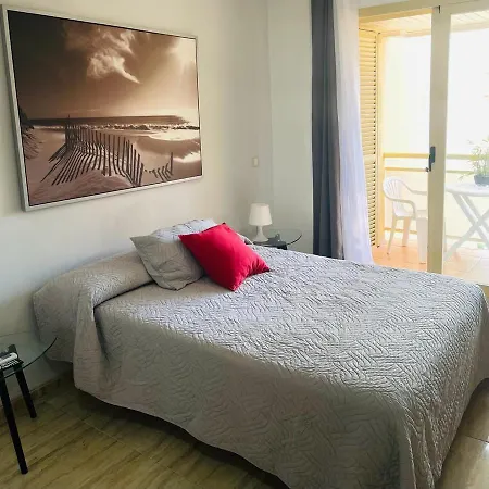 Puerta Del Sol Trm Only Adults Aparts Διαμέρισμα