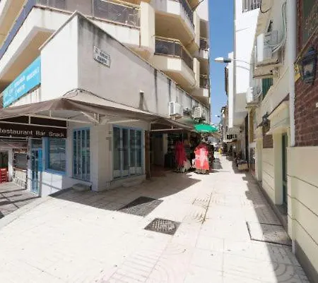 Puerta Del Sol Trm Only Adults Aparts * Τορρεμολίνος