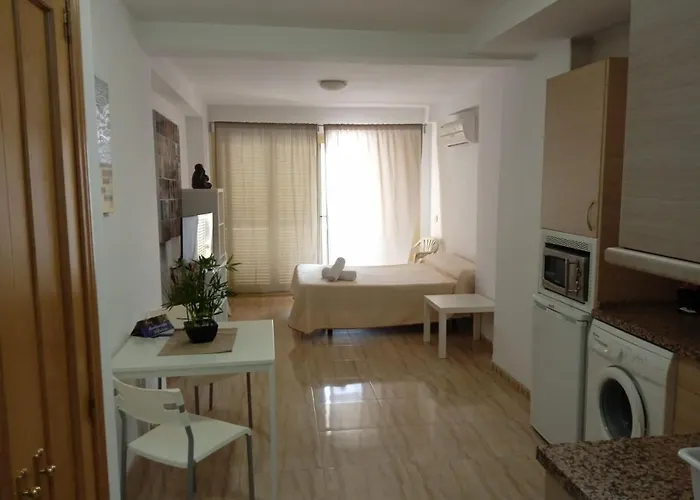 Puerta Del Sol Trm Only Adults Aparts * Torremolinos